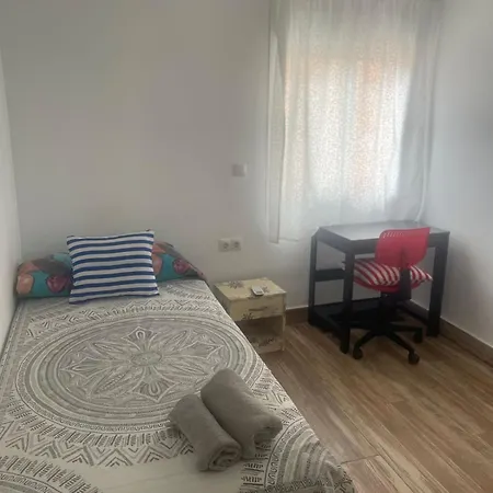 Проживание в семье Malaga Rooms *