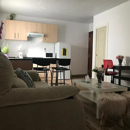 Проживание в семье Malaga Rooms