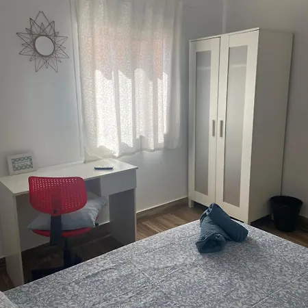 Malaga Rooms Проживание в семье